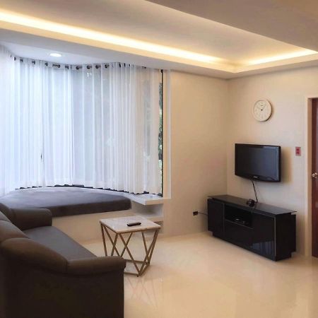 White Mansion Hotel Davao Ngoại thất bức ảnh