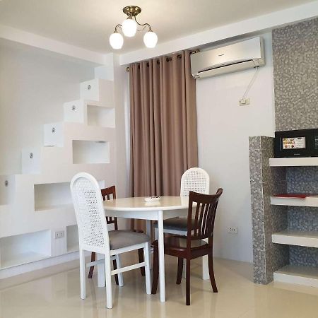 White Mansion Hotel Davao Ngoại thất bức ảnh